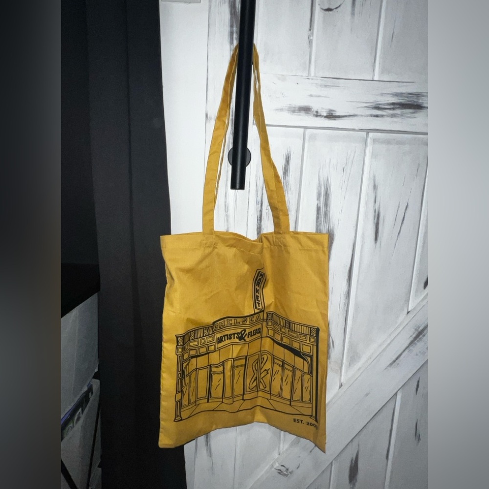 Chelsea Artist & Fleas Market Tote Bag
